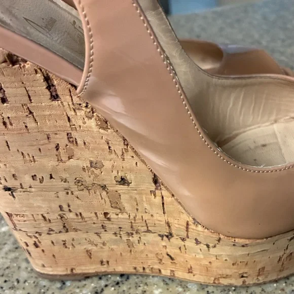 Gently Used Christian Louboutin Tan Peep-Toe Slingback Heel sz 36 box dusters - Picture 8 of 10